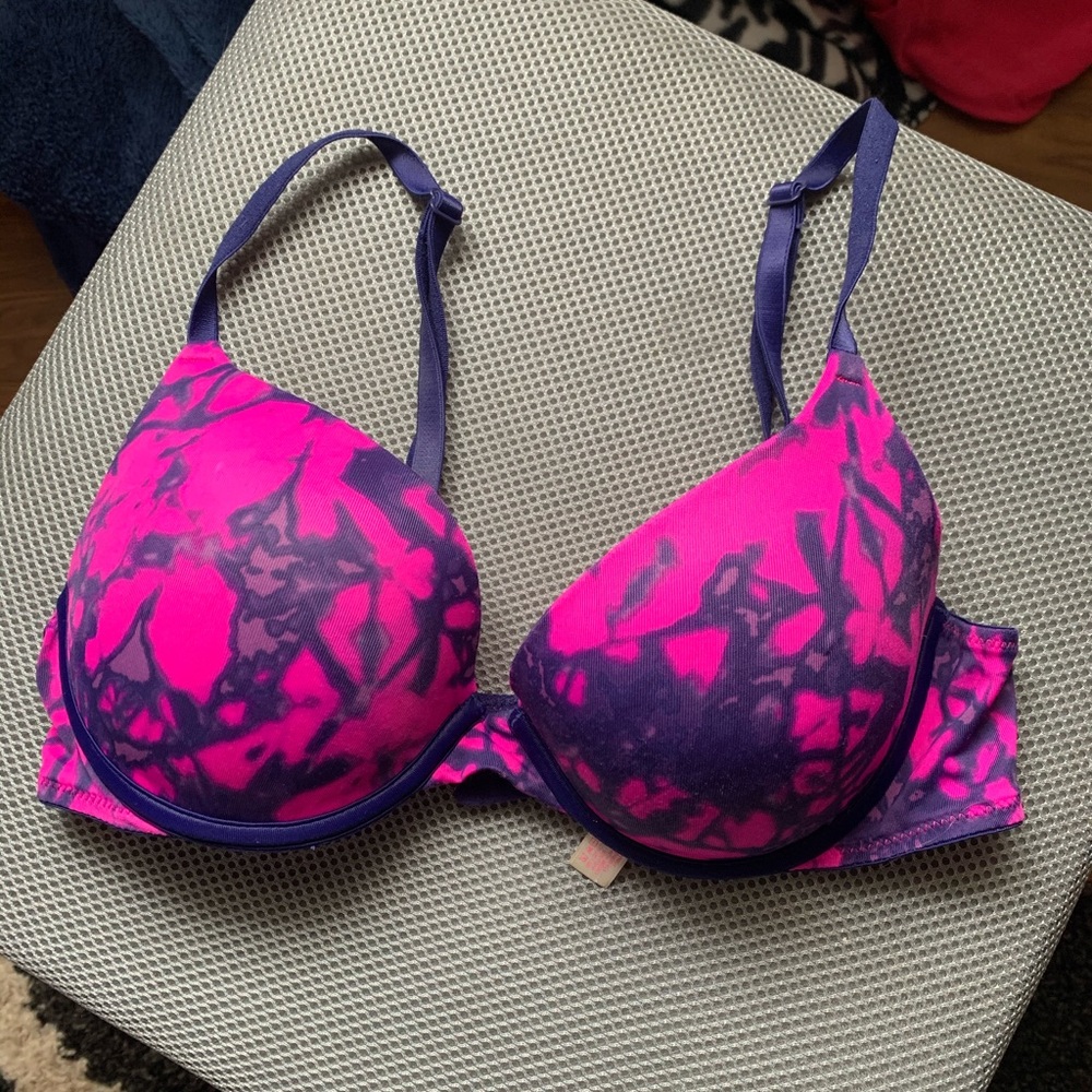 Pink Victoria’s Secret Bra